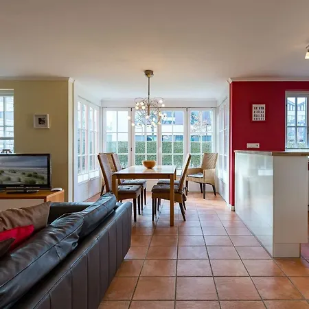 Apartament Strandburg 02 *