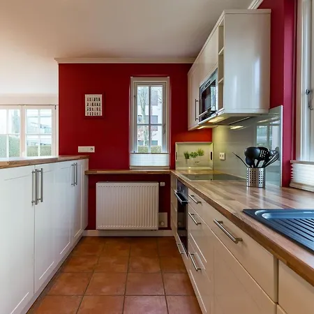 Apartament Strandburg 02 *